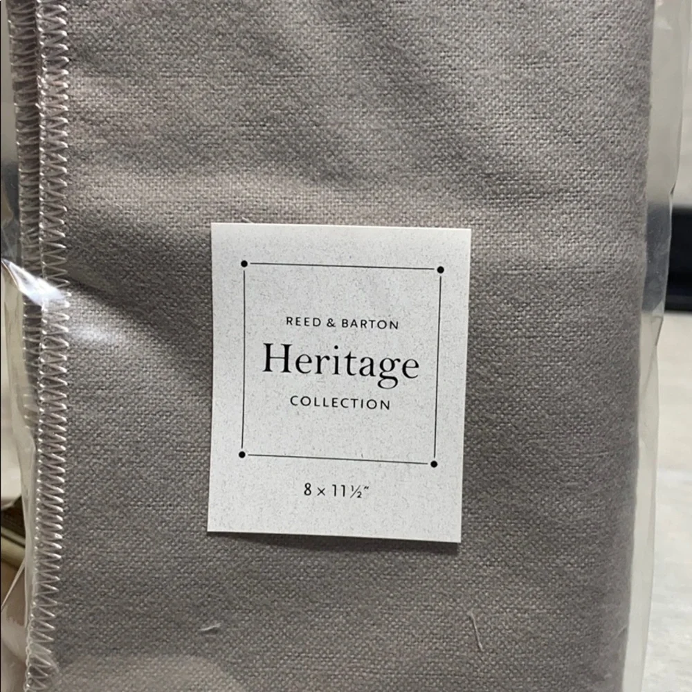 Reed & Barton Heritage Medium Pillar Holder